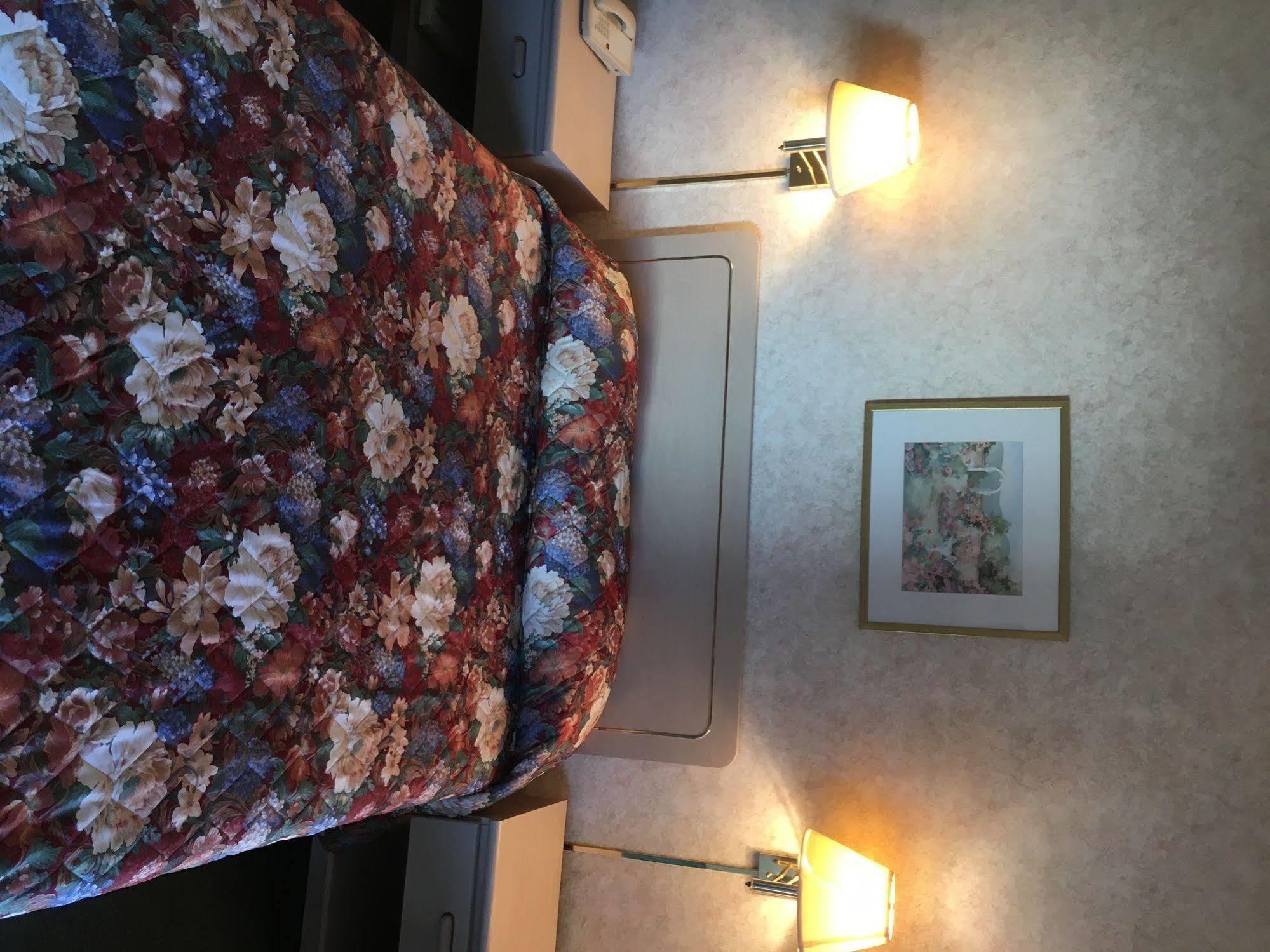The Springwater Inn Ithaca Luaran gambar