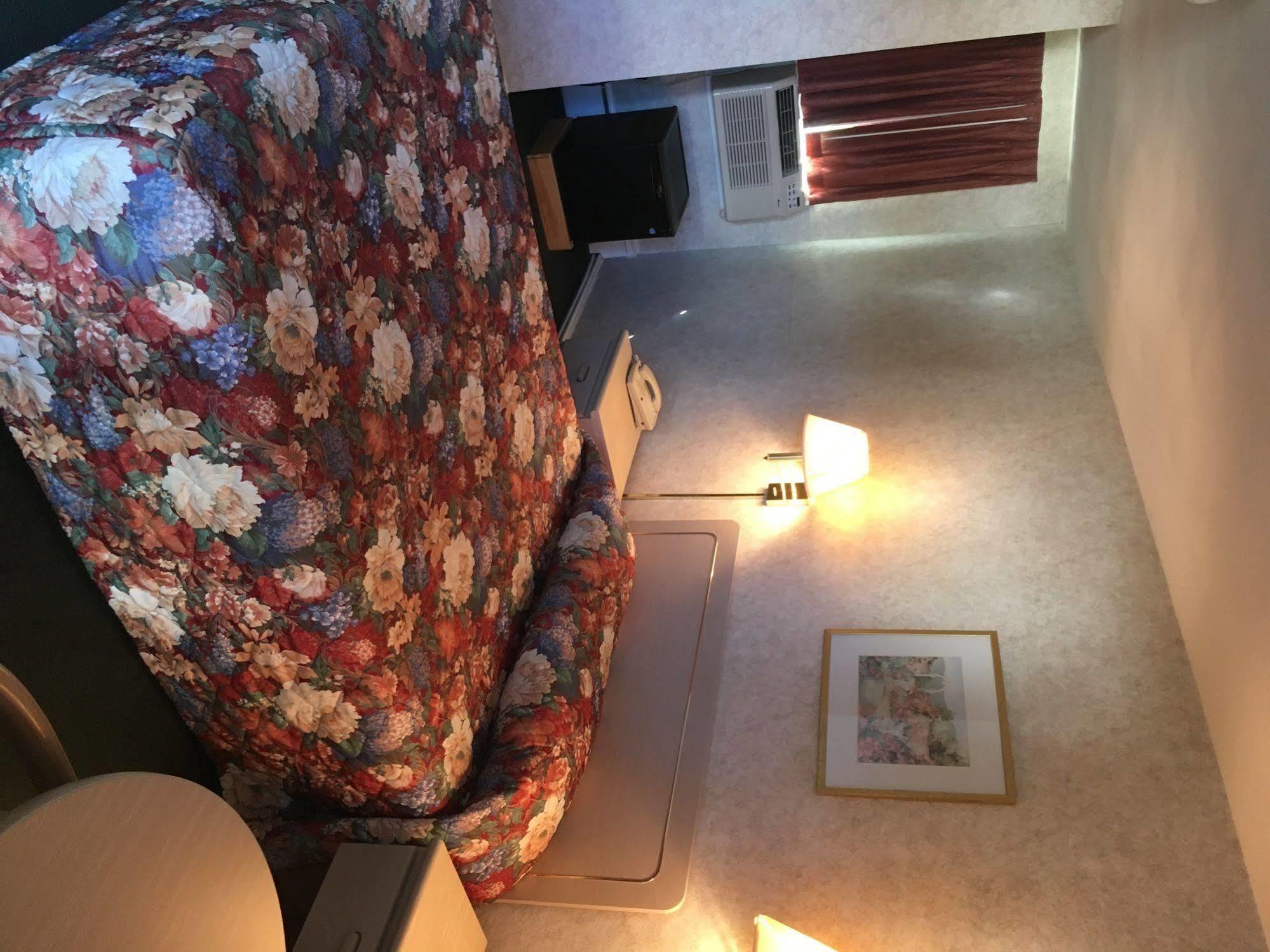 The Springwater Inn Ithaca Luaran gambar